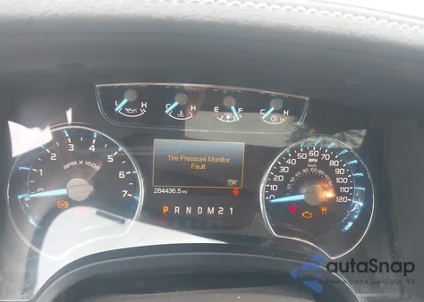 2011 Ford F-150 Lariat из США, поврежденный, VIN 1FTFW1EF1BFA70117